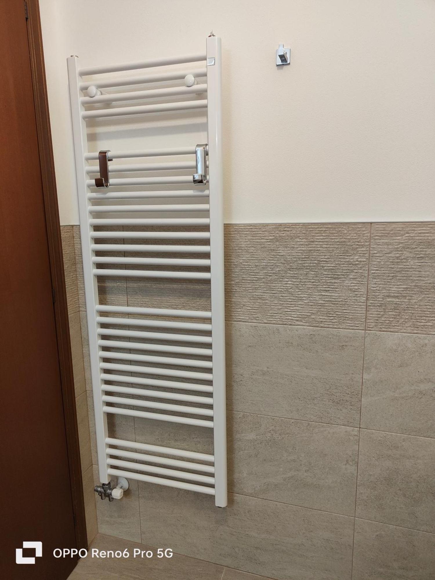 فيلا Da Adria Al Corvenale - Casa Vacanze Carrara - المظهر الخارجي الصورة