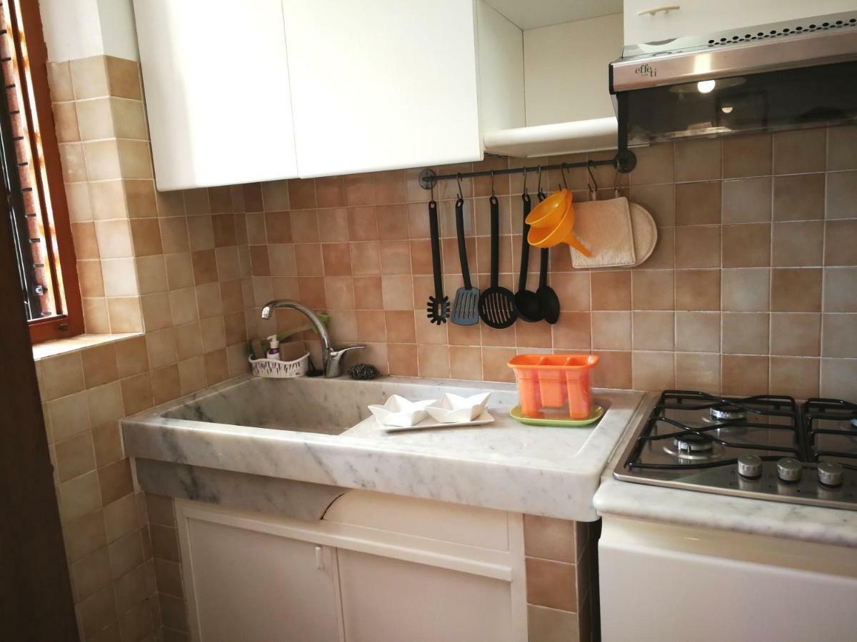 فيلا Da Adria Al Corvenale - Casa Vacanze Carrara - المظهر الخارجي الصورة