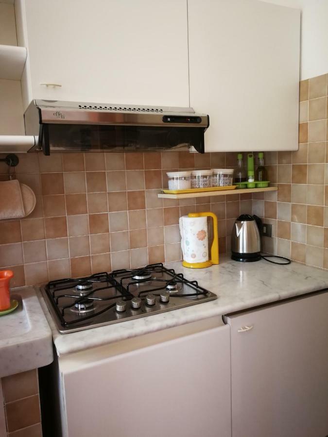 فيلا Da Adria Al Corvenale - Casa Vacanze Carrara - المظهر الخارجي الصورة